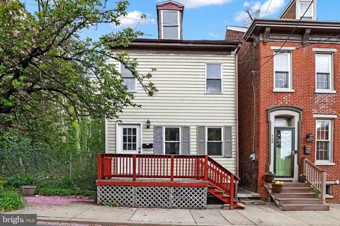 471 W Princess St, York, PA 17403