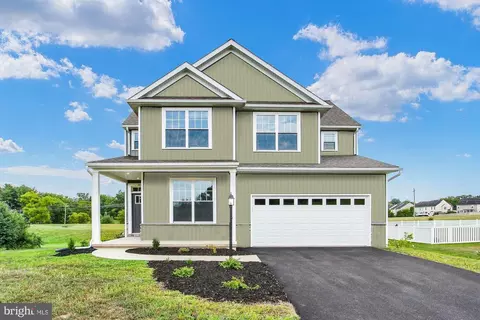 129 Eli Dr, York, PA 17404