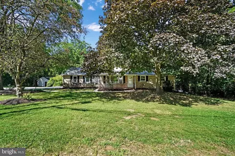 950 Dietz Rd, York, PA 17402