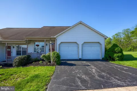 694 Kyle Rd, York, PA 17404