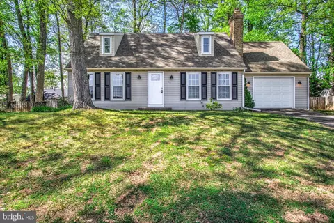 20 Johnston Cir, Hanover, PA 17331
