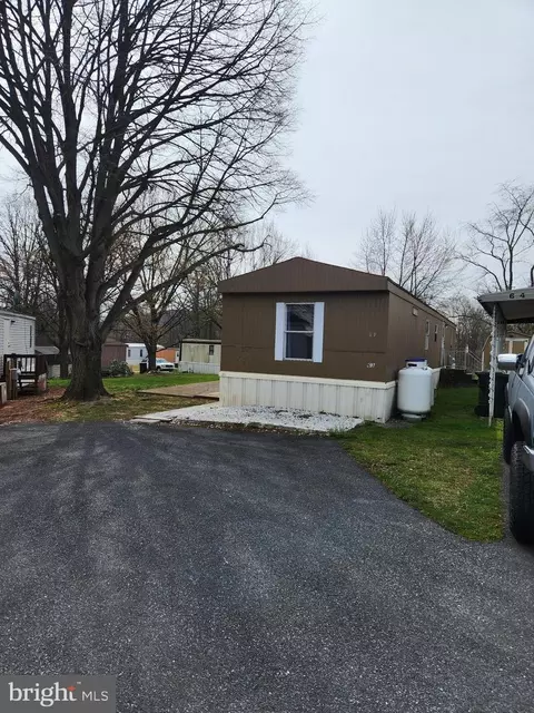 700 Salem Rd #LOT 63, Etters, PA 17319