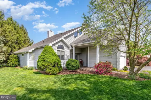 103 Midway Dr, Dillsburg, PA 17019