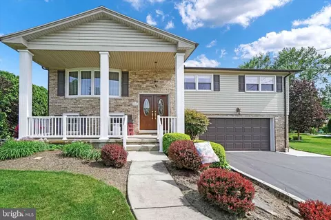 515 Alton Ln, York, PA 17402