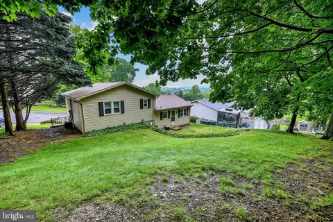 17 Meadowview Dr, Hanover, PA 17331 photo 30
