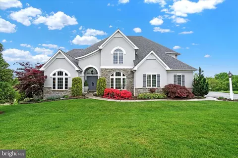 121 Livia Ln, Wrightsville, PA 17368