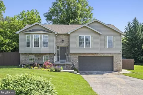 229 Copenhaffer Rd, York, PA 17404