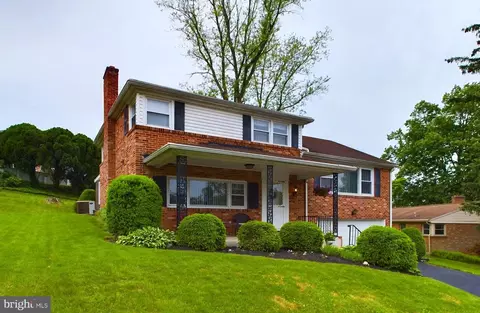 2620 Raleigh Dr, York, PA 17402