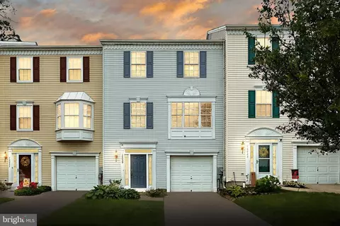 16039 Sherwin Ct, New Freedom, PA 17349