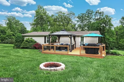 520 Dellinger Rd, Mount Wolf, PA 17347 photo 33