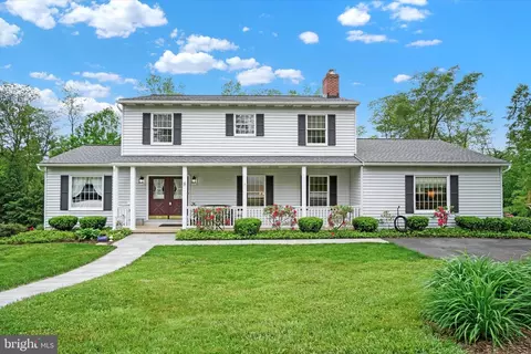 8 Mulberry Ln, New Freedom, PA 17349