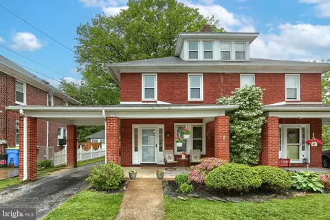 18 S Rockburn St, York, PA 17402