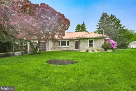 1904 Mount Zion Rd, York, PA 17406