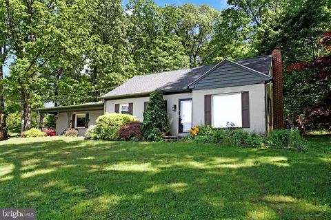 250 E Gay St, Red Lion, PA 17356