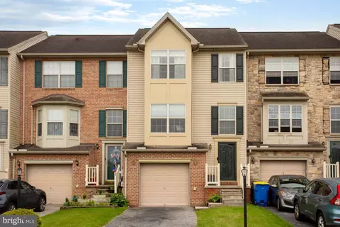 93 Zachary Dr, Hanover, PA 17331