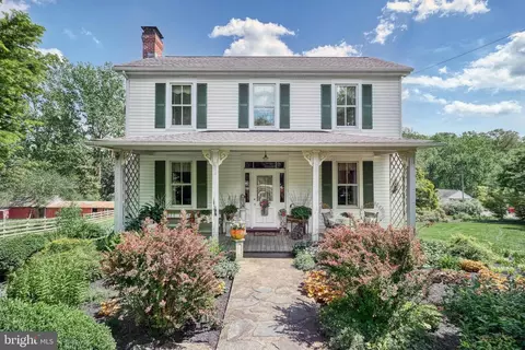 911 Line Rd, Delta, PA 17314