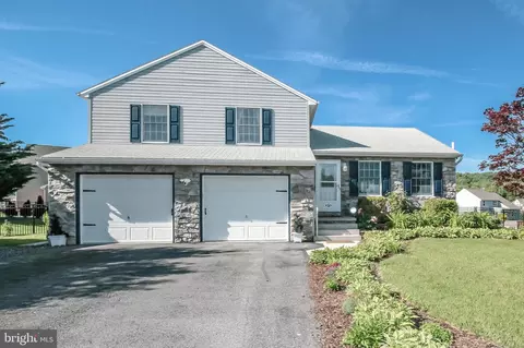575 Yates Ford Rd, Etters, PA 17319