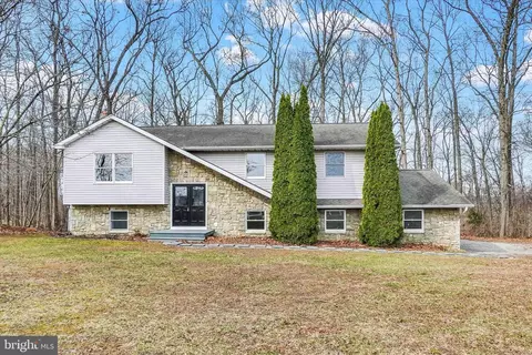 4 Piney Hill Rd, Airville, PA 17302