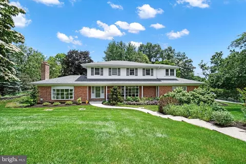 744 Dogwood Cir, York, PA 17403