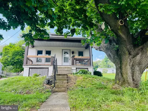 279 Leaders Hts, Spry, PA 17402