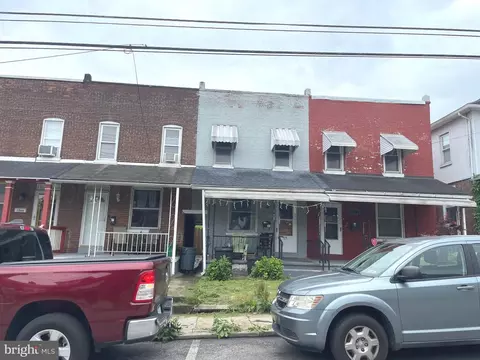 1270 W King St, York, PA 17404