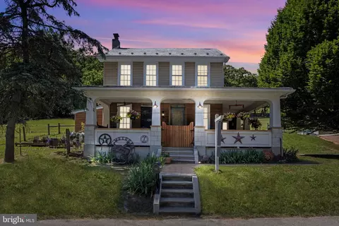2951 Blackberry Rd, Dover, PA 17315
