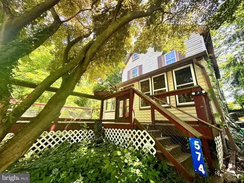 574 Lewisberry Rd, New Cumberland, PA 17070