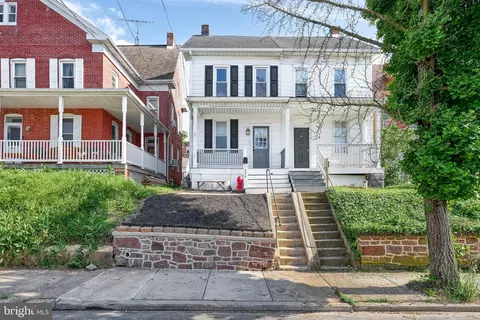 554 W Broadway, Red Lion, PA 17356