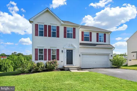 43 Malek Dr, Hanover, PA 17331
