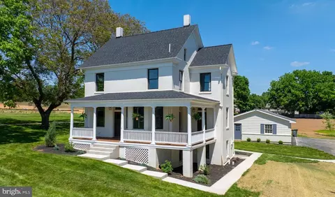 592 Chestnut Hill Rd, York, PA 17402
