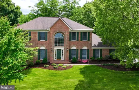 3521 Thunderhill Rd, York, PA 17402