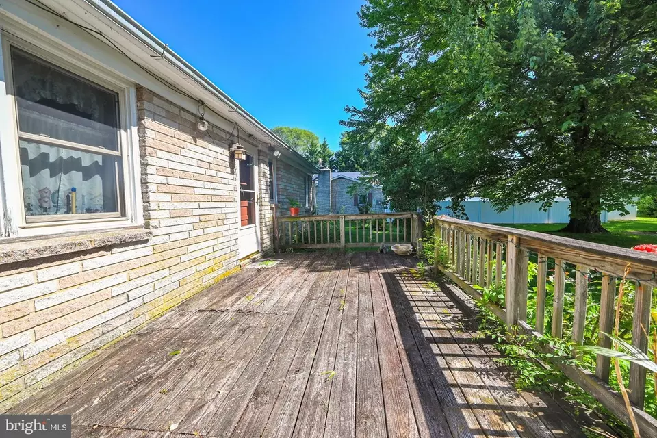 Exterior - 2067 Stoverstown Rd, Spring Grove, PA 17362 photo 5 of 5