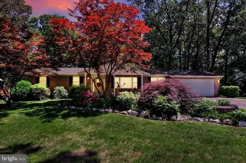 1762 Oakwood Dr, Hanover, PA 17331