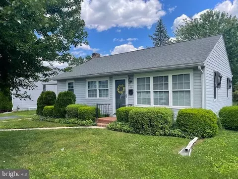 711 Locust St, Wrightsville, PA 17368