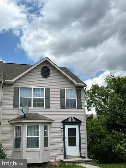 70 Zachary Dr, Hanover, PA 17331