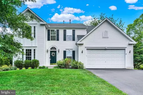 14 Smith Mill Rd, New Freedom, PA 17349