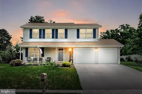 2758 Butternut Ln, York, PA 17408
