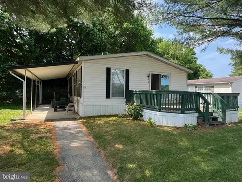 48 Shawna Ave, York, PA 17402
