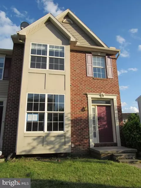 51 Sara Ln, Hanover, PA 17331