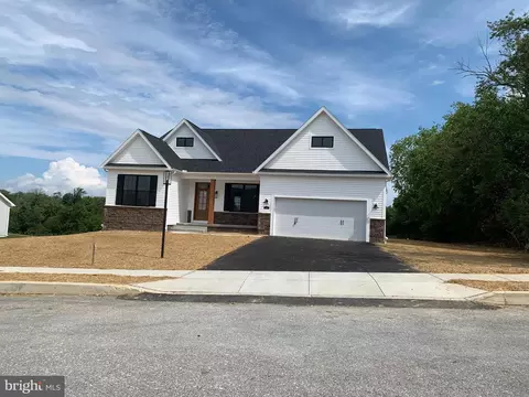 206 Granite Ln #45, Hanover, PA 17331