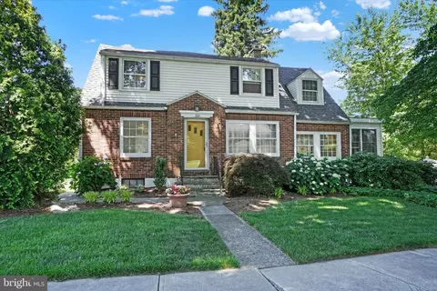 100 Pinehurst Rd, York, PA 17402