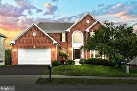 46 Seminole Dr, York, PA 17403