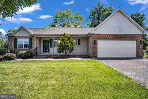 2802 Loman Ave, York, PA 17408