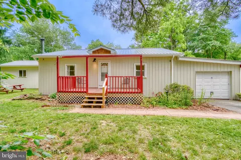 624 Woolen Mill Rd, Stewartstown, PA 17363