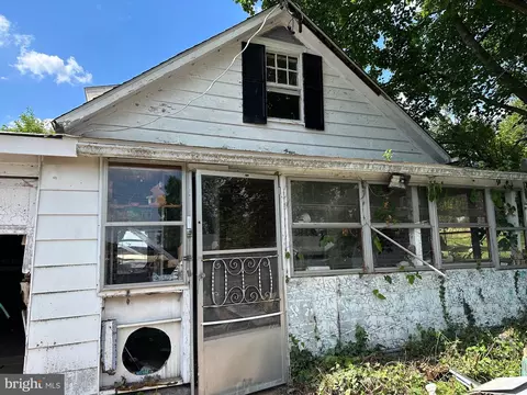 3325 E Prospect Rd, York, PA 17402