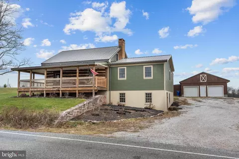 445 Bowers Bridge Rd, Manchester, PA 17345
