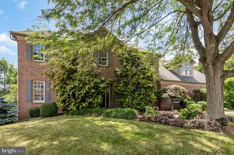 1440 Brittany Dr, York, PA 17404
