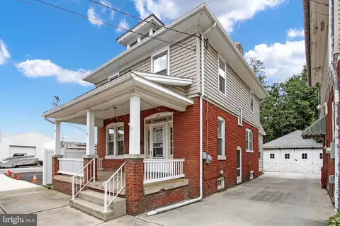 234 W Chestnut St, Hanover, PA 17331