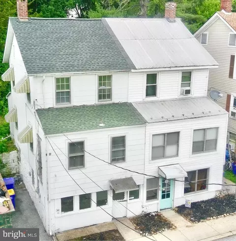 1 Pleasant Ave, New Freedom, PA 17349