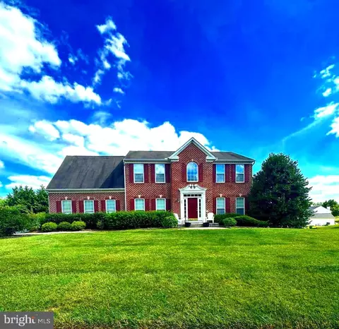 36 Yara Way, Hanover, PA 17331